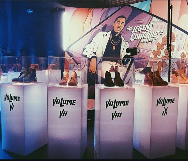 Illuminated Pedestals and Clear Display Cases for Timberland – T&T ...
